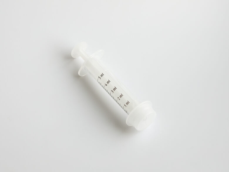 Шприц дозировочный 5 ml